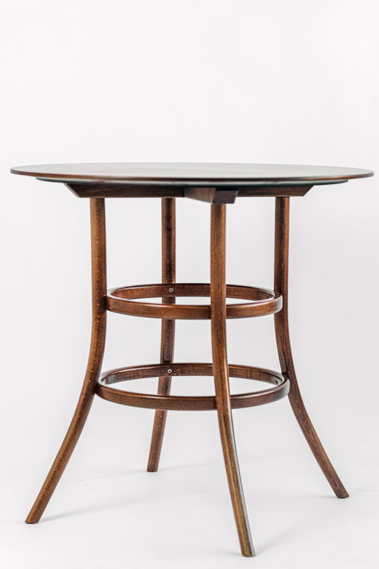 Стол Сатуриан , круг