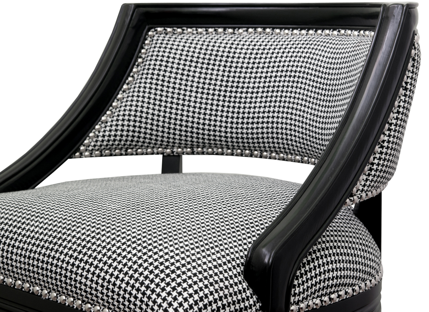 Низкие кресла для дома Charlie