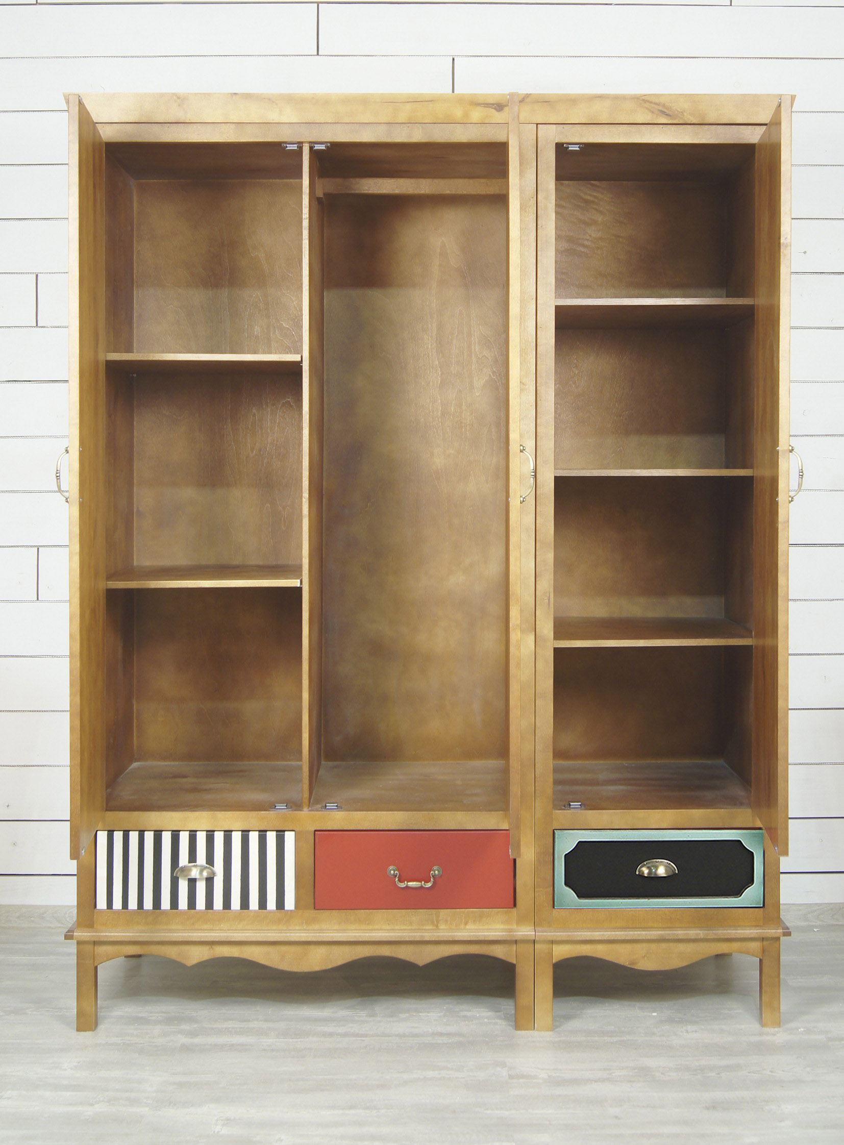 Шкаф трехстворчатый 3 ящика "Gouache Birch"