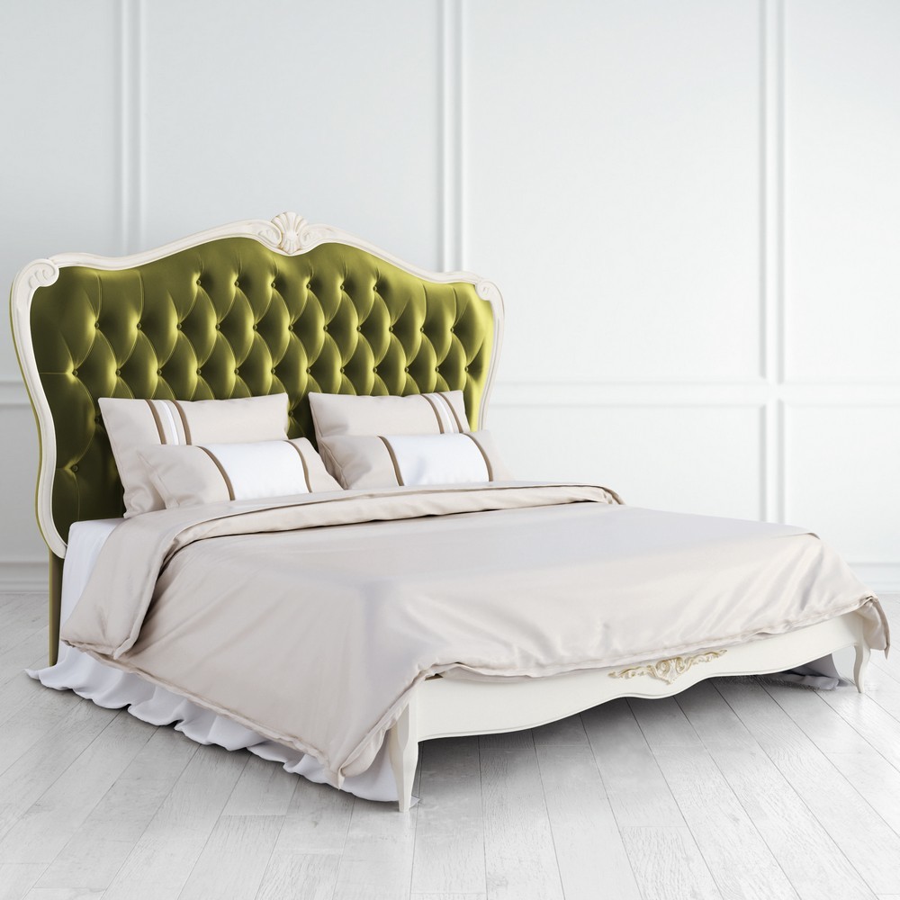 Кровать с мягким изголовьем 180*200 