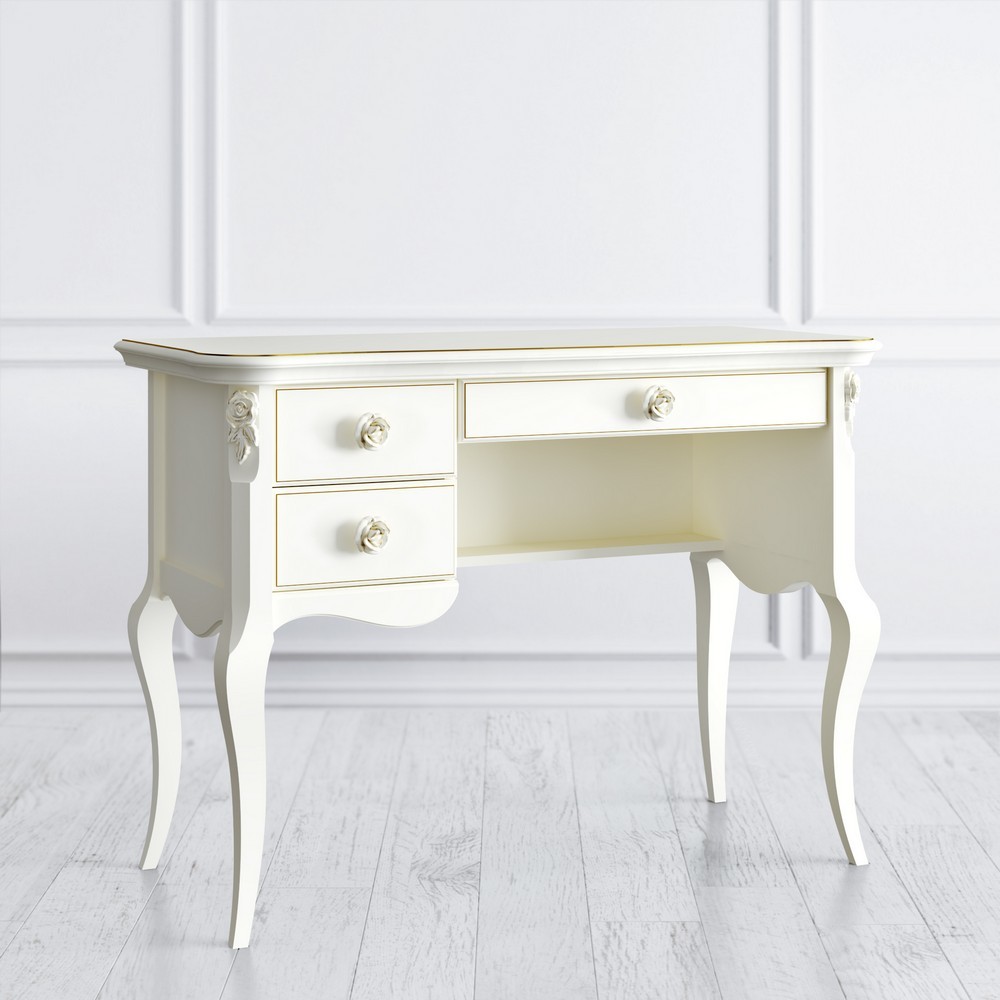 Туалетный столик