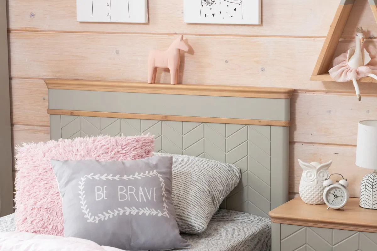 Кровать деревянная Грета №8 1200х2000